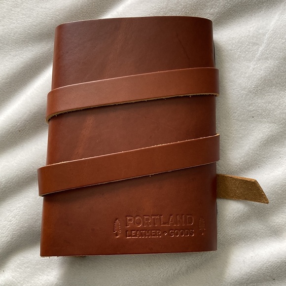 Leather bound journal - Picture 2 of 3